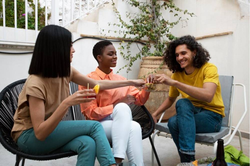 Participants in Alcohol Rehab in Columbus Ohio enjoy a sober social gathering, building healthy relationships in a supportive environment.