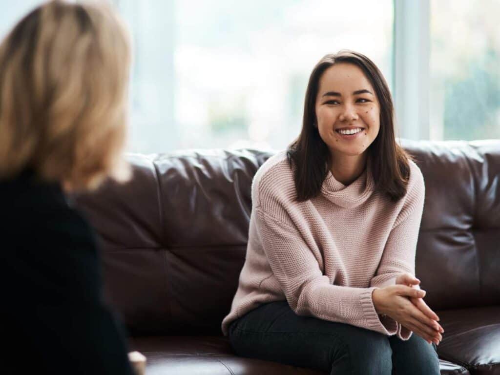 Women feeling happy and satisfied after Meth Addiction Treatment in Columbus