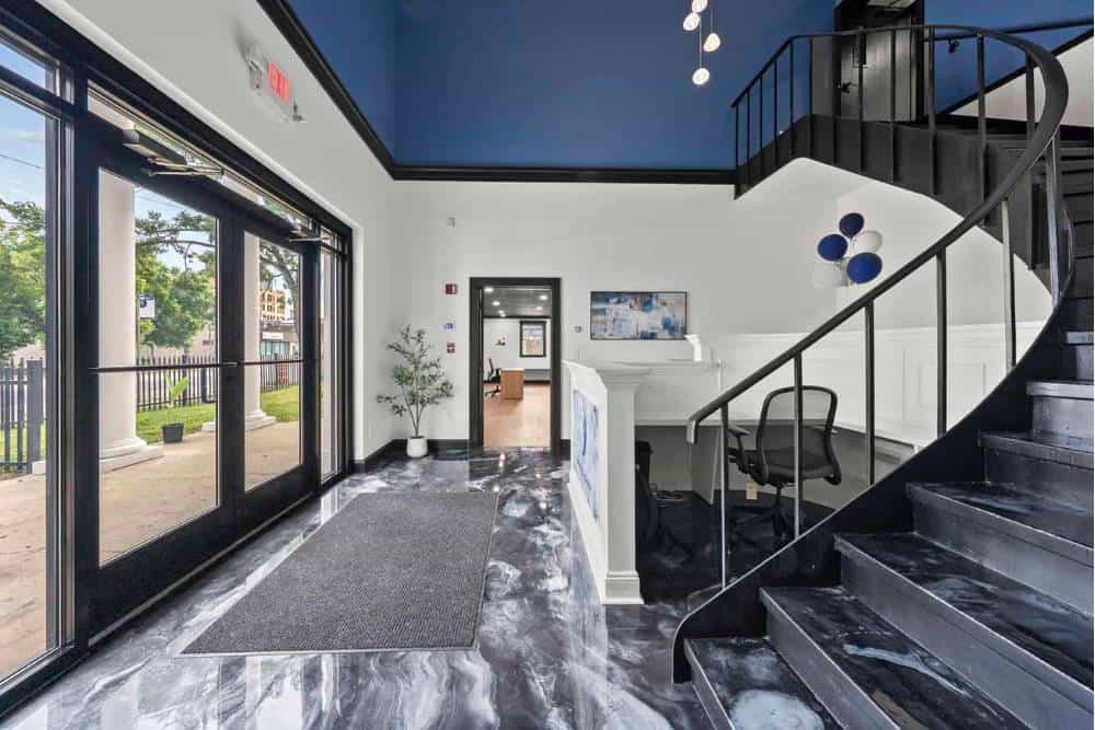 A modern and inviting clinic entrance for CBT Therapy in Columbus Ohio, designed to welcome clients into a professional and comfortable setting.